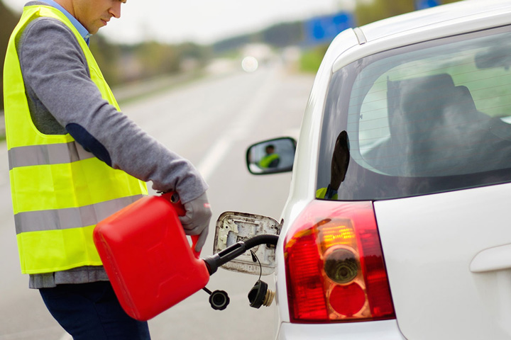 Wrong fuel rescue service in Croydon by A1 Roadside Assistance